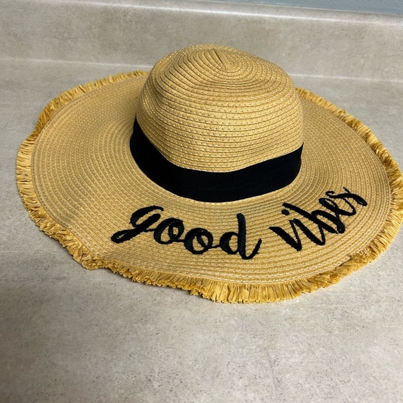 CC brand straw sun hat Tan Wide Brim Hat with Black Band “good vibes” Womens OS - Picture 1 of 5